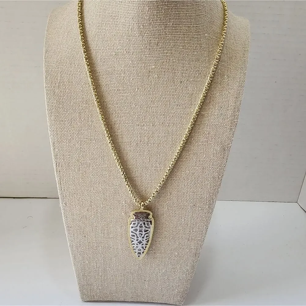 KENDRA SCOTT SADIE SILVER AND GOLD‎ ARROWHEAD NECKLACE